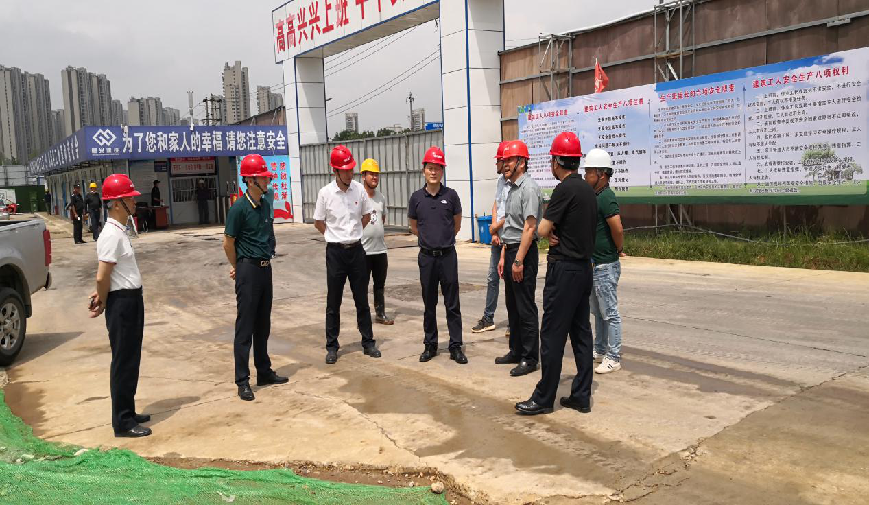 楊曉彬一行深入六安、霍邱項目調研安全生產工作